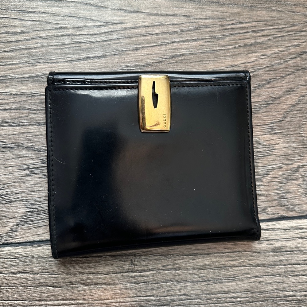 GUCCI VINTAGE WALLET